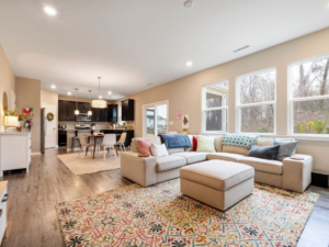 When Should You Hire Professional Home Cleaning Services?